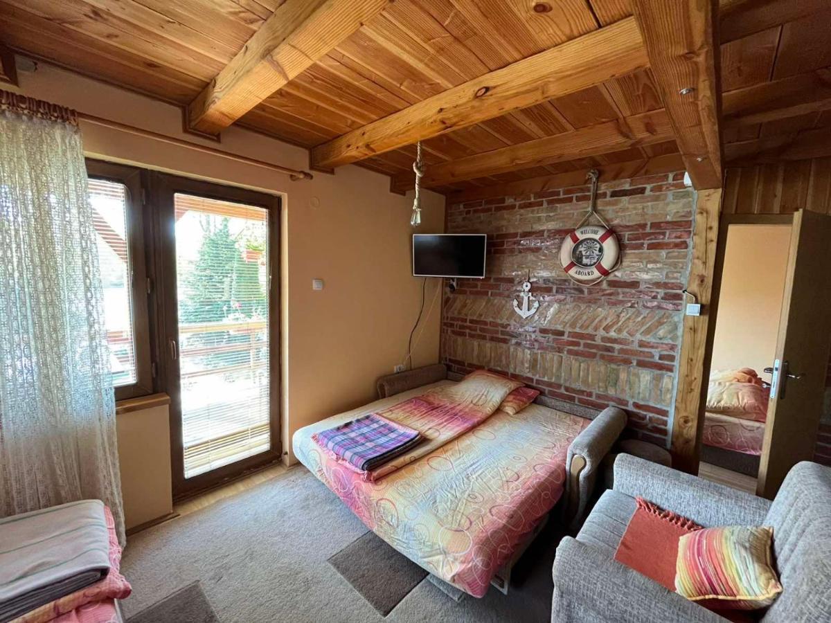 Apartman "Kapetana Luka" Ljubovija Exterior foto
